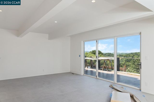 224 Bear Oaks Lane, Martinez, CA 94553