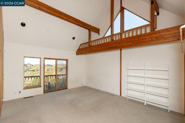 224 Bear Oaks Lane, Martinez, CA 94553