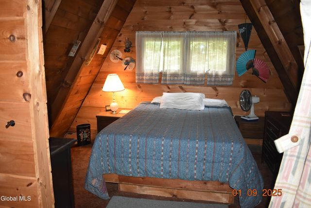 28 Pine Place, Hadley, NY 12835
