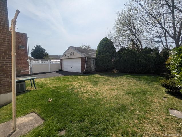 708 127th Street, College Point, NY 11356