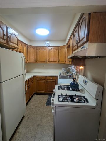 708 127th Street, College Point, NY 11356