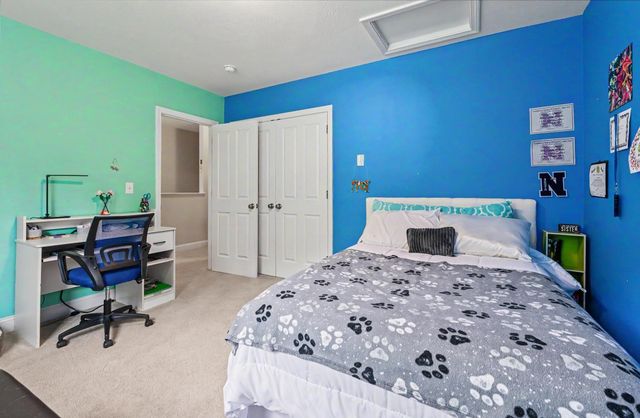 41 Schwinn Drive, Nashua, NH 03062