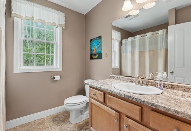 41 Schwinn Drive, Nashua, NH 03062
