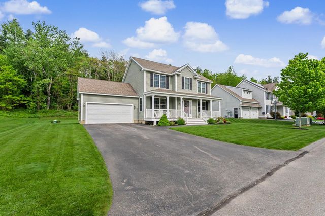 41 Schwinn Drive, Nashua, NH 03062