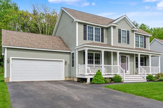 41 Schwinn Drive, Nashua, NH 03062