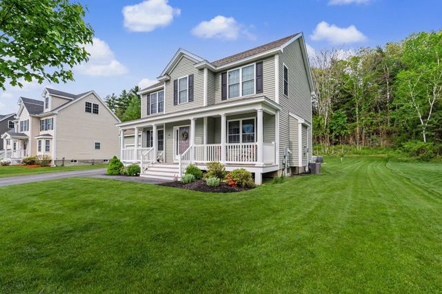 41 Schwinn Drive, Nashua, NH 03062
