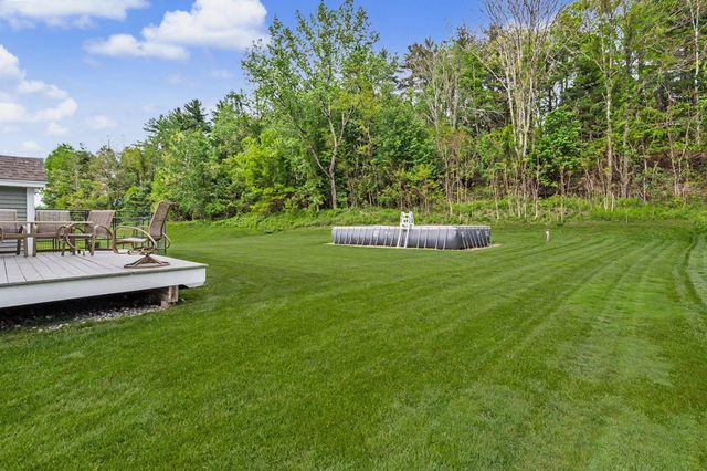 41 Schwinn Drive, Nashua, NH 03062