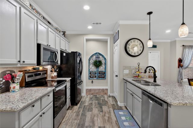701 W Lamberth Road, Sherman, TX 75092