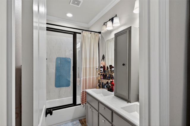 701 W Lamberth Road, Sherman, TX 75092