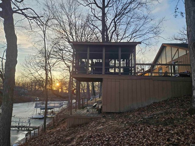 5174 Highland Cove Court, Monticello, IN 47960