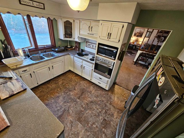 5174 Highland Cove Court, Monticello, IN 47960