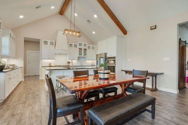 921 Azalea Drive, Franklin, TX 77856