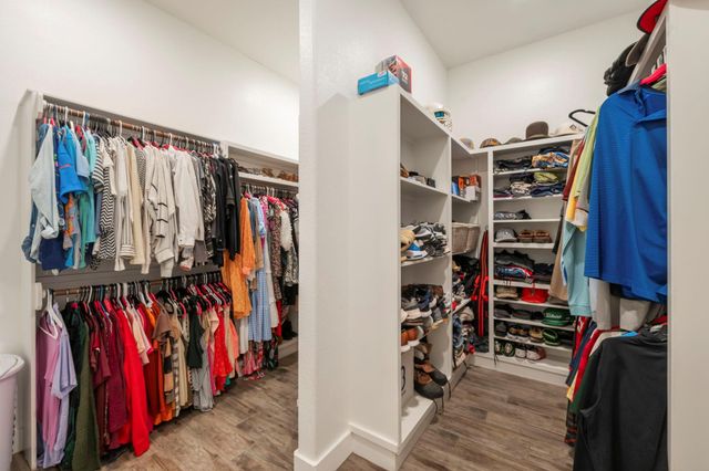 921 Azalea Drive, Franklin, TX 77856