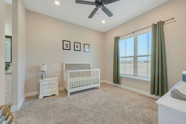 921 Azalea Drive, Franklin, TX 77856