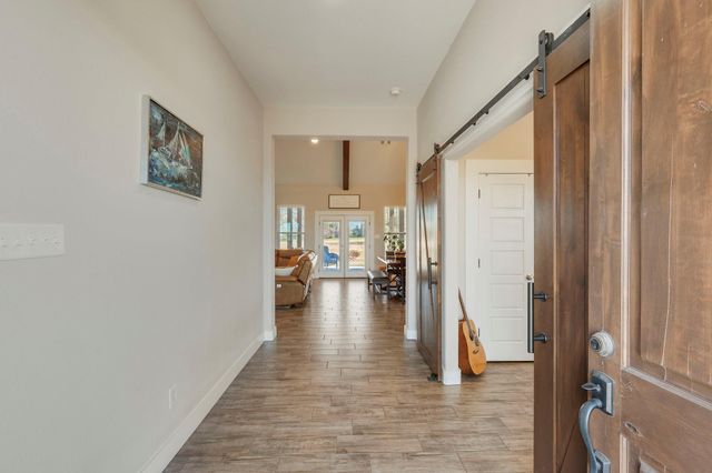 921 Azalea Drive, Franklin, TX 77856