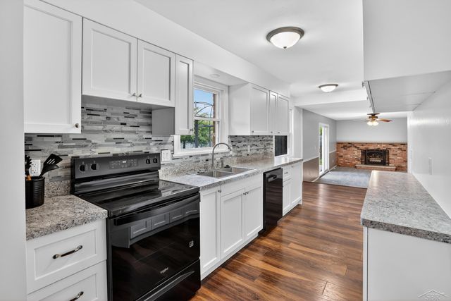 2789 Dunmore Drive, Saginaw Twp, MI 48603