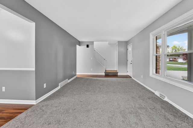2789 Dunmore Drive, Saginaw Twp, MI 48603