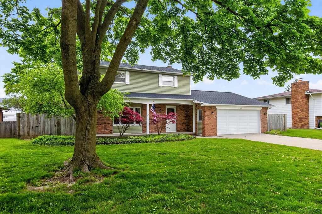 2789 Dunmore Drive, Saginaw Twp, MI 48603