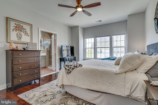 742 COLLINGTON CT, Woodbridge, VA 22191