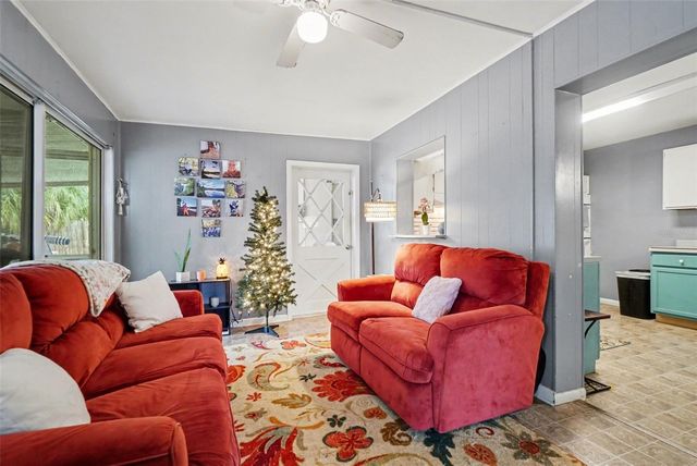 2300 LAKE ROAD, Fern Park, FL 32730