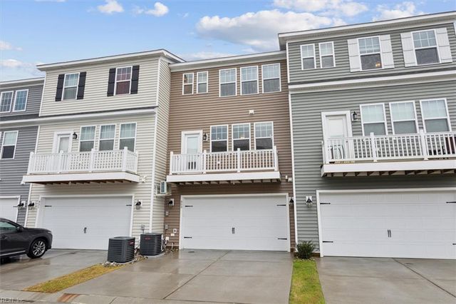 453 Asuza ST, Chesapeake, VA 23323