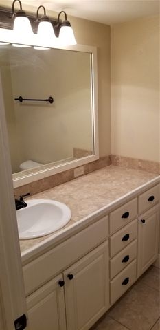 3165 N Barnsbury Terrace, Fayetteville, AR 72703