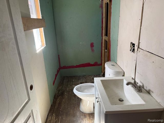 13160 Montville Place, Detroit, MI 48238