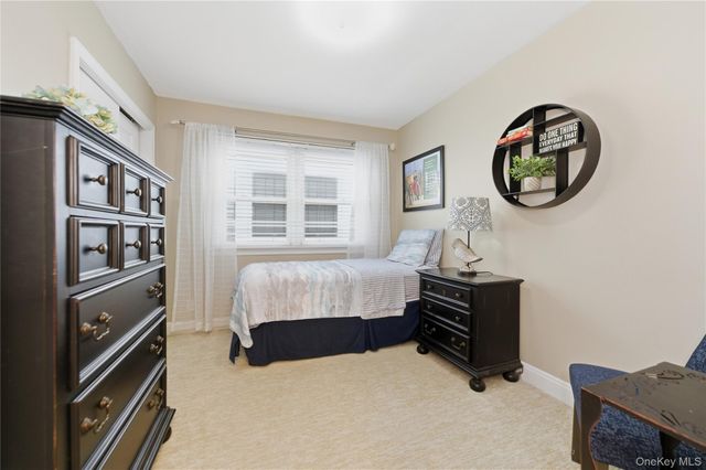 371 E Penn Street, Long Beach, NY 11561