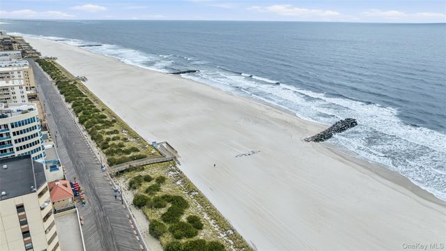 371 E Penn Street, Long Beach, NY 11561