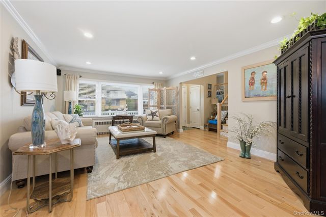 371 E Penn Street, Long Beach, NY 11561