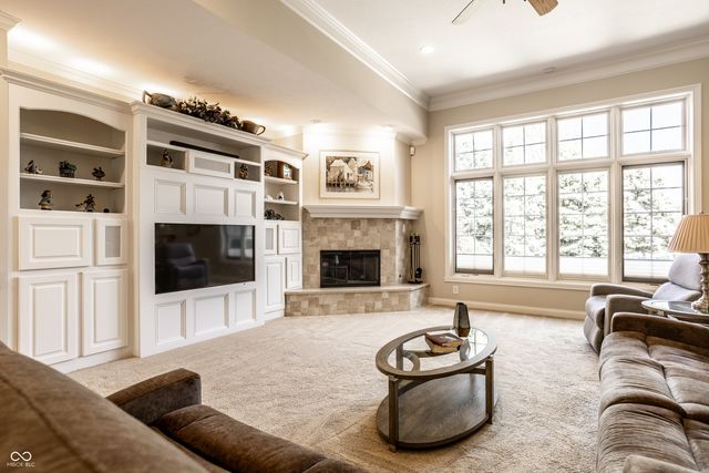 6692 Braemar Avenue S, Noblesville, IN 46062