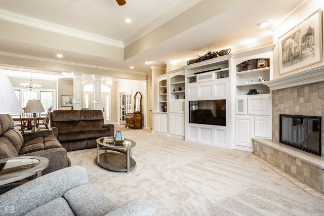 6692 Braemar Avenue S, Noblesville, IN 46062