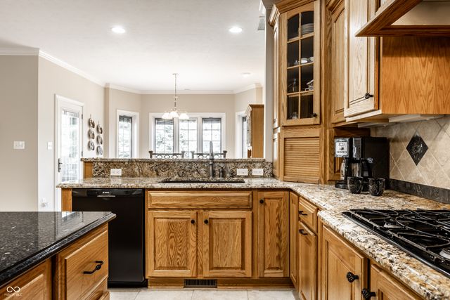 6692 Braemar Avenue S, Noblesville, IN 46062