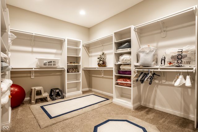 6692 Braemar Avenue S, Noblesville, IN 46062