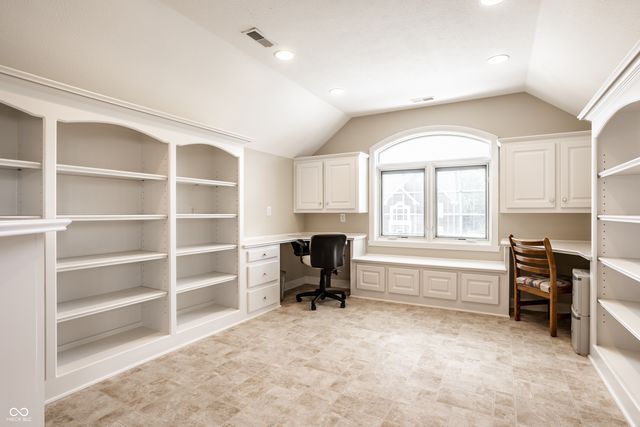 6692 Braemar Avenue S, Noblesville, IN 46062