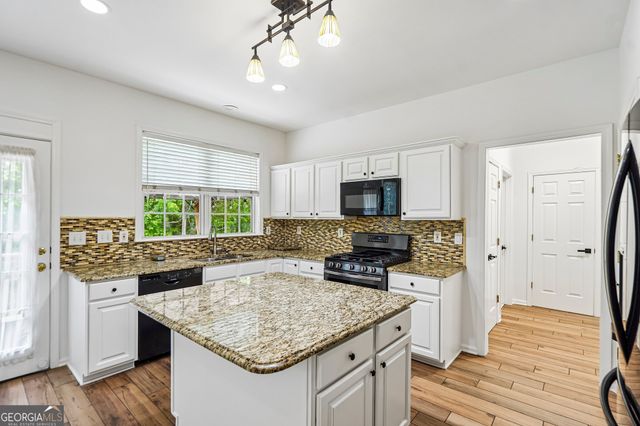 5157 Wellisford Court, Suwanee, GA 30024