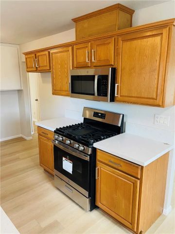 1887 Calle Amargosa, Hemet, CA 92545