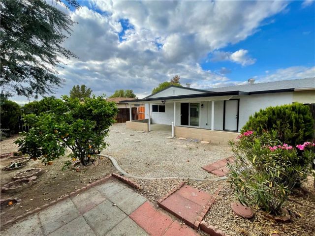 1887 Calle Amargosa, Hemet, CA 92545