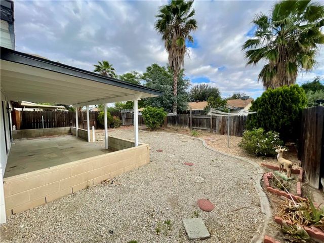 1887 Calle Amargosa, Hemet, CA 92545