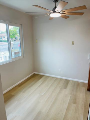1887 Calle Amargosa, Hemet, CA 92545