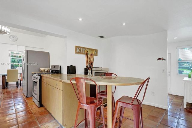 7525 W Treasure Dr, North Bay Village, FL 33141