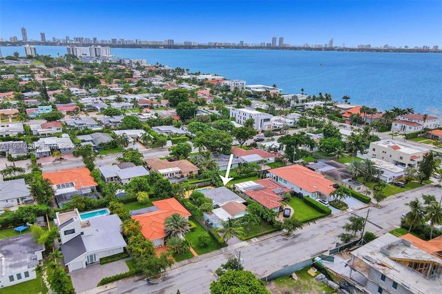 7525 W Treasure Dr, North Bay Village, FL 33141