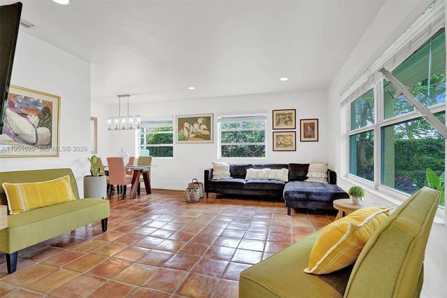 7525 W Treasure Dr, North Bay Village, FL 33141