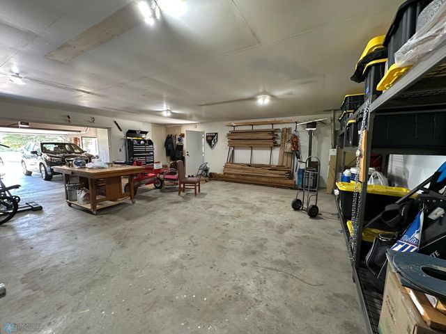 2004 56th Avenue N, Moorhead, MN 56560