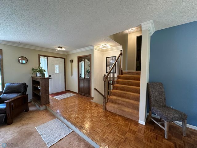 2004 56th Avenue N, Moorhead, MN 56560