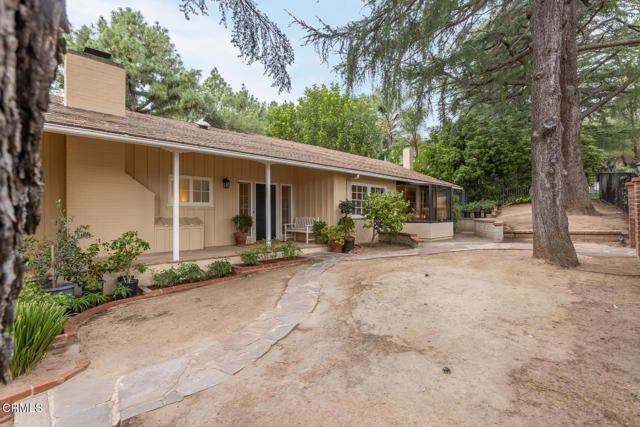 5209 Alta Canyada Road, La Canada Flintridge, CA 91011
