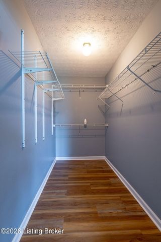 7005 James Madison Way, Louisville, KY 40272