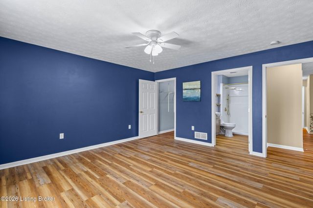 7005 James Madison Way, Louisville, KY 40272