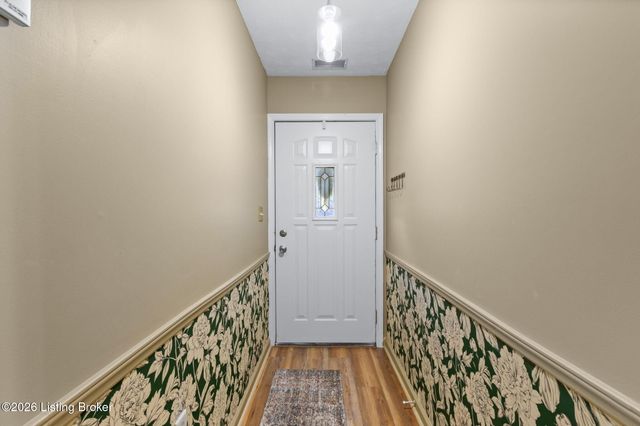 7005 James Madison Way, Louisville, KY 40272