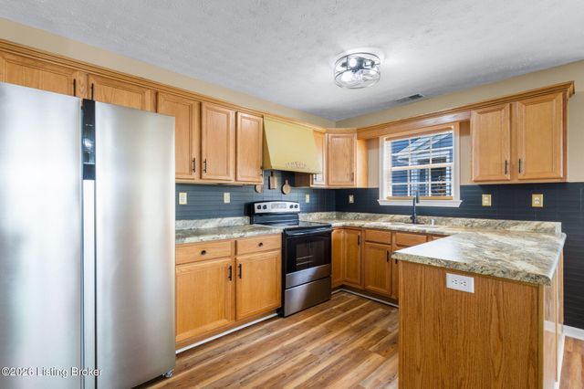 7005 James Madison Way, Louisville, KY 40272